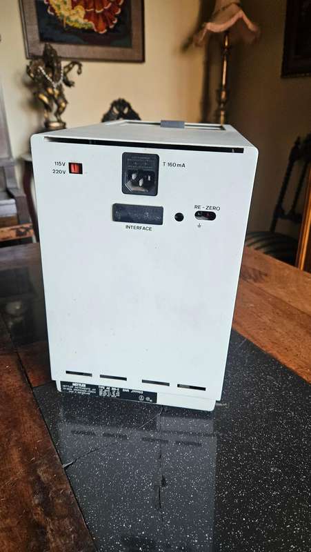 Mettler Analytical Balancing Scale Model AE 200