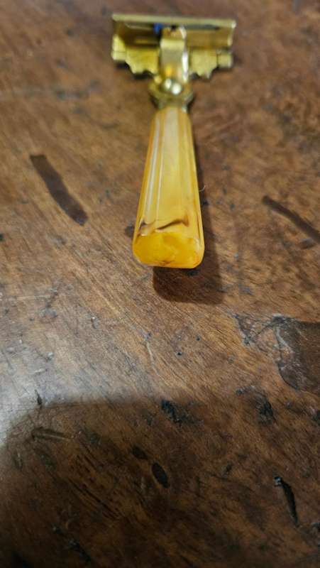 Vintage Schick Razor with Bakelite Handle