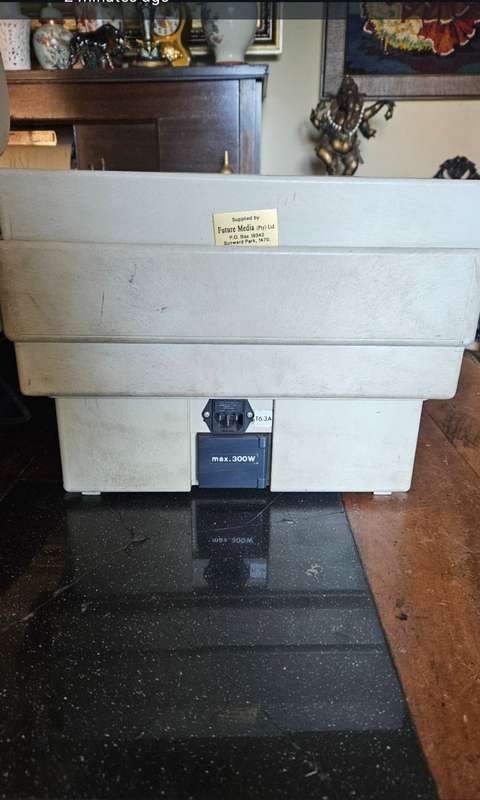 Portable Apollo One Projector Plus More