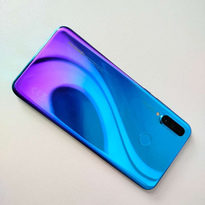 Huawei P30 Lite | 4GB RAM | 128GB Storage | Peacock Blue | Legendary good looking phone