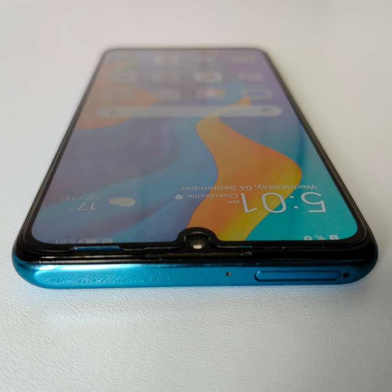 Huawei P30 Lite | 4GB RAM | 128GB Storage | Peacock Blue | Legendary good looking phone