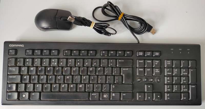 Compaq keyboard and mouse