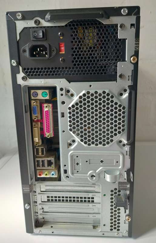 Acer Veriton i7-2600K | Windows 11 Pro | 4GB RAM | 160GB HDD | 500watt PSU