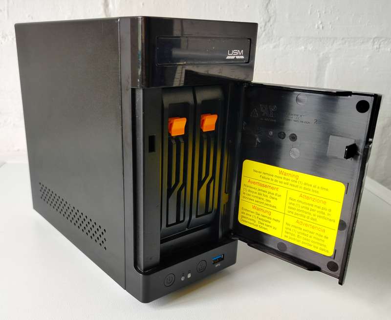 Seagate Business Storage 2-Bay NAS | Model SRN02D
