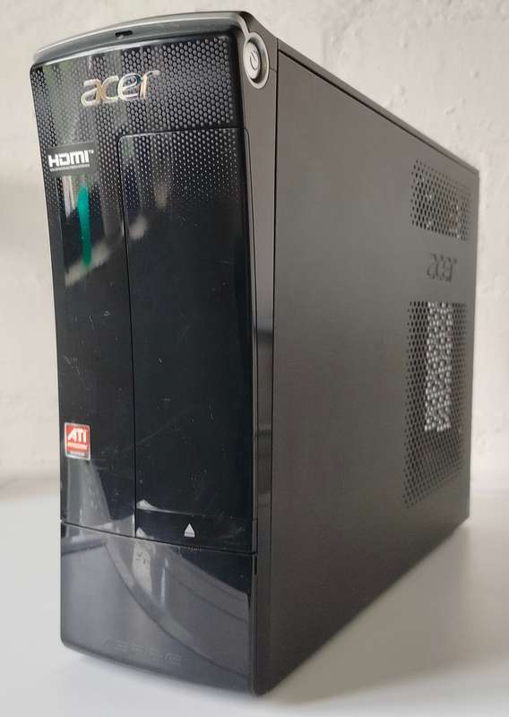 Acer Aspire | AMD 6 core | 3.3GHz boost | 8GB RAM | Windows 11 Pro