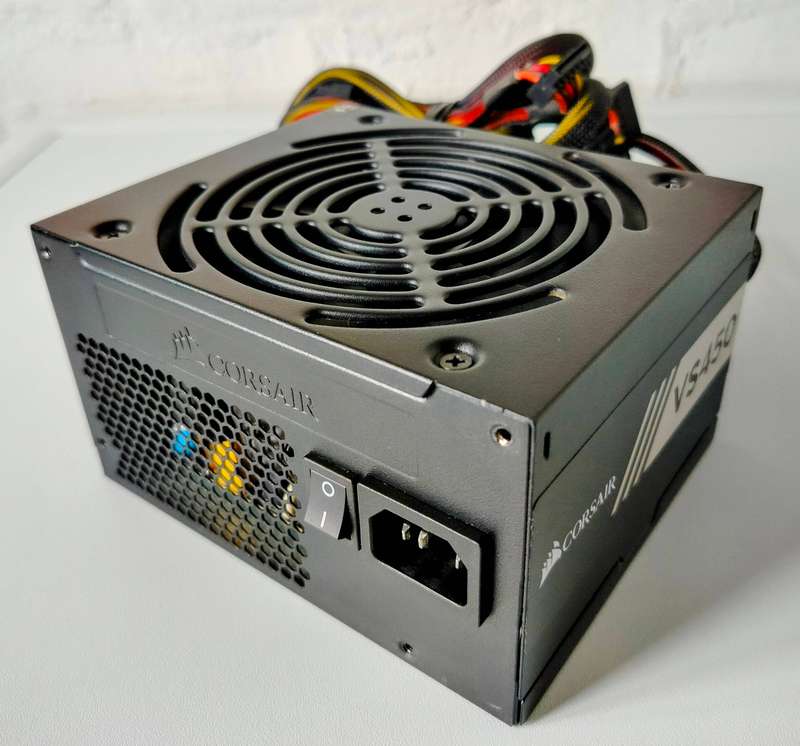 Corsair VS450 80 PLUS ATX Power Supply | Clean and Quiet