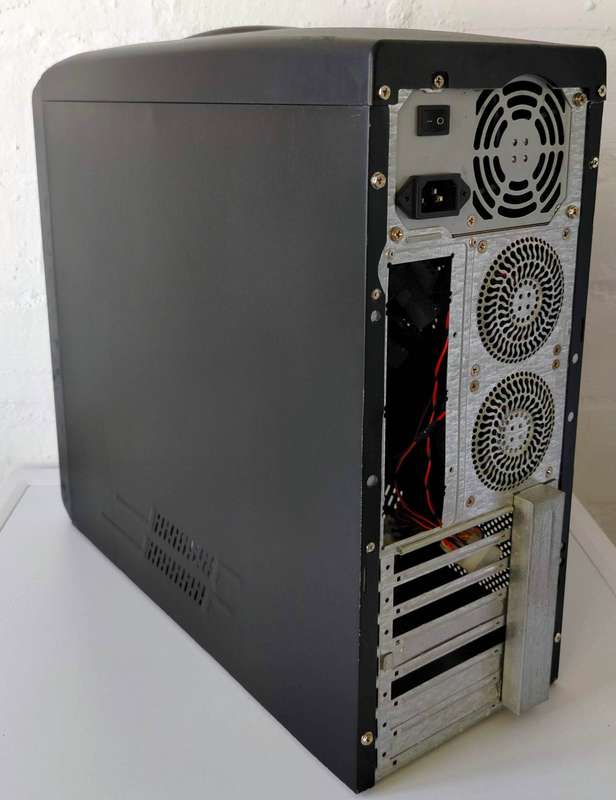 Tower Case with carry handle and 350W ATX power supply