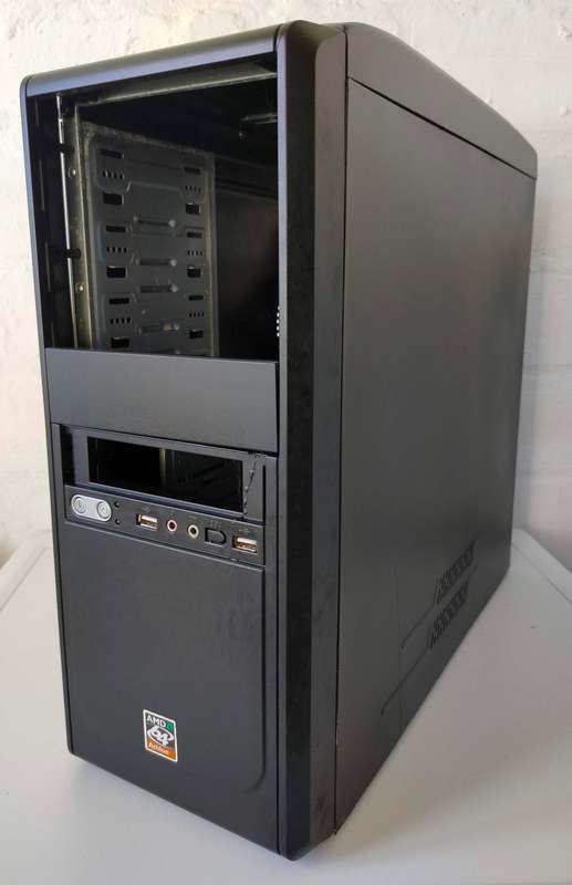 Tower Case with carry handle and 350W ATX power supply