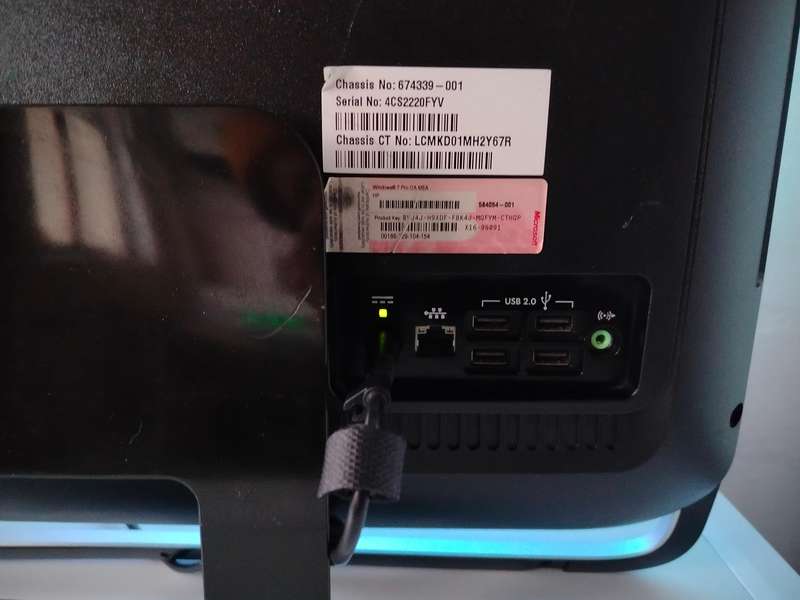 HP All-in-One Pro 3420 | 500GB HDD | Windows 10 Pro (activated) | Screen border