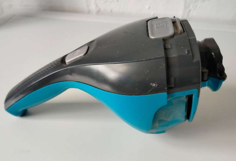 Black&Decker Dustbsuter handheld vacuum cleaner 7.2v