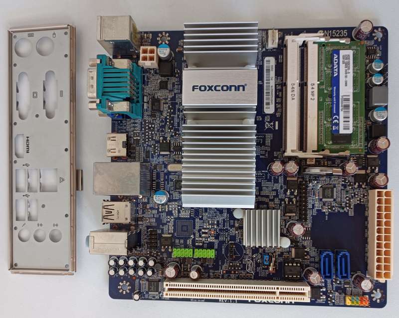 Foxconn Motherboard + Intel D2550 2C/4T CPU + 2GB DDR3 RAM