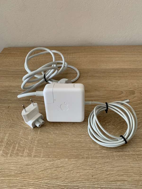 APPLE MACBOOK PRO MID 2012 | 1TB HARD DRIVE | 8GB RAM | INTEL i5 | MACOS CATALINA