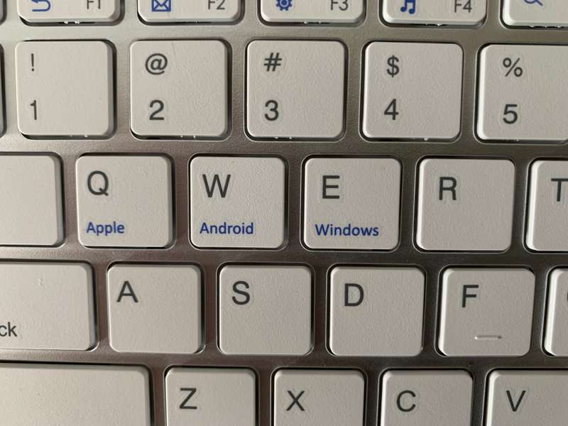 WIRELESS BLUETOOTH KEYBOARD BK 3001