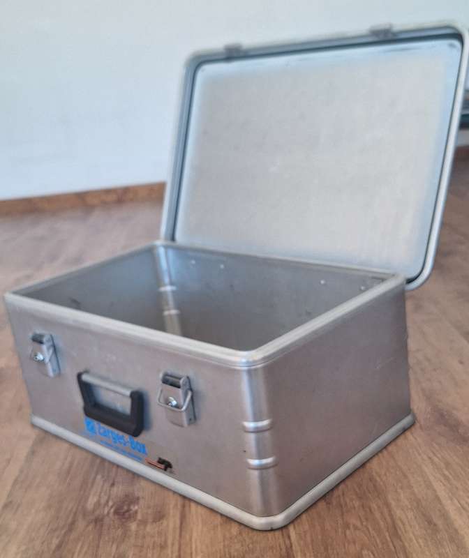 Large Alluminum Case (Zarges)