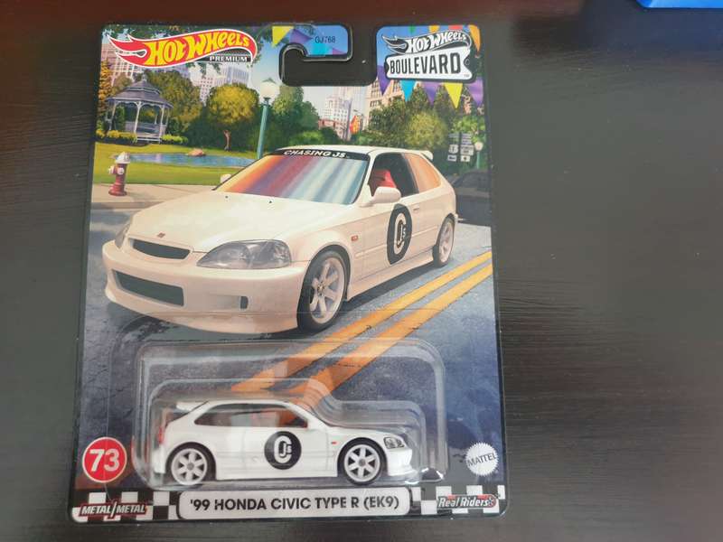 Hot Wheels Boulevard #73 99 Honda Civic Type R (EK9)