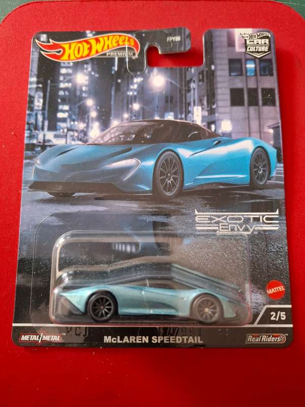 Hot Wheels Premium McLaren Speedtail "Exotic Envy"