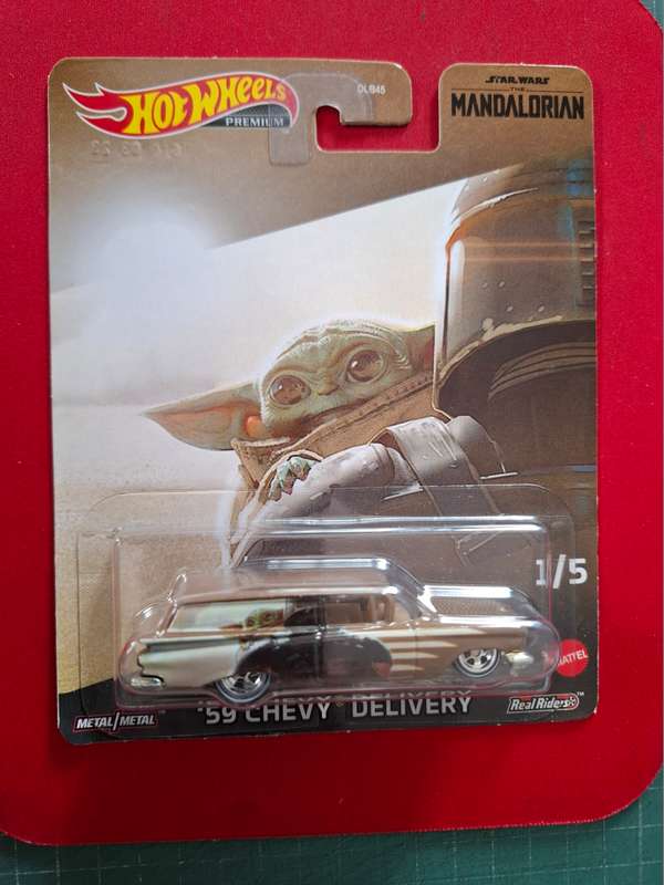 Hot Wheels Premium Star Wars Mandalorian '59 Chevy Delivery