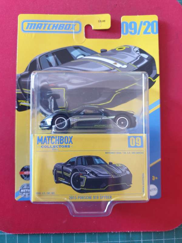 Matchbox Collectors Series 09/20 2015 Porsche 918 Spyder