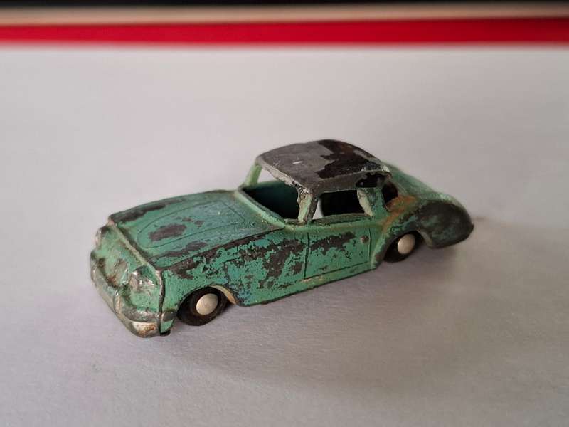 Vintage AHI - Japan MGA Coupe