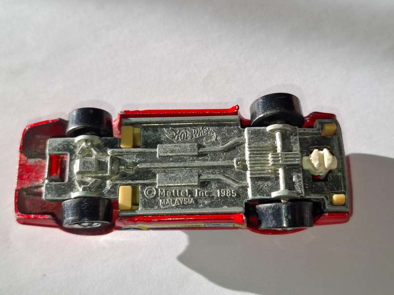 Vintage Hot Wheels 1985 Body Swappers Red Mean Dream Racer