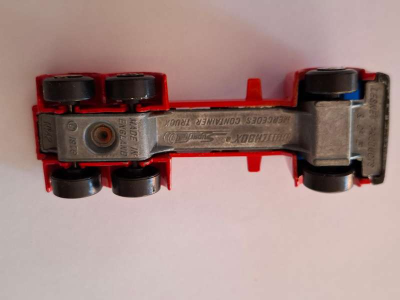 Vintage Matchbox Lesney Superfast #42 Mercedes Container Truck