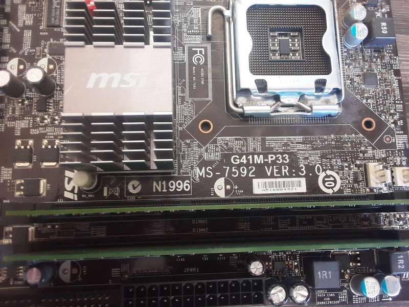 MSI - G41M-P33 MS-7592 ver 3.0 - Motherboard 100% Working  With 2 x DDR111 2GB RAM