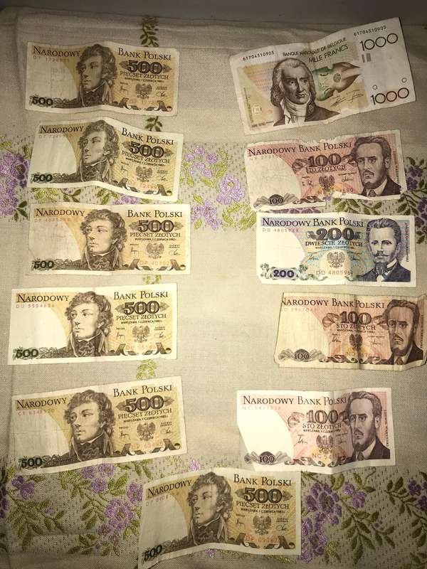 1982 - 1986 Polish Zloty (Valued at 4500 Zloty) (G+)