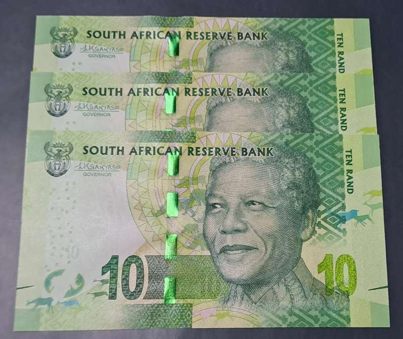 3x UNC Consecutive Ten Rand Notes Kganyago GV4352162-4A