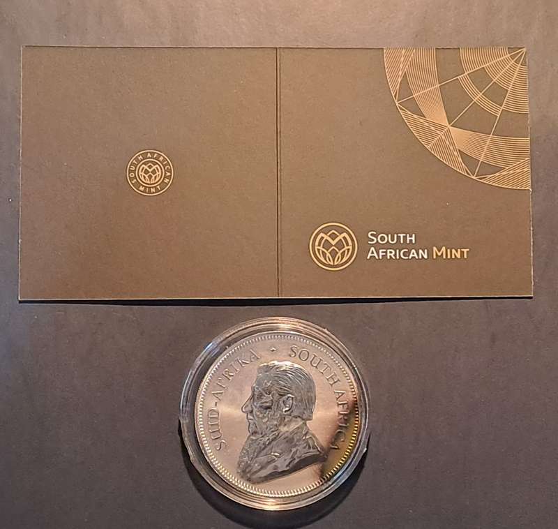 Premium UNC 2017 Silver 1 oz Krugerrand 50 yr Privy ,with Certificate. Toning coin.