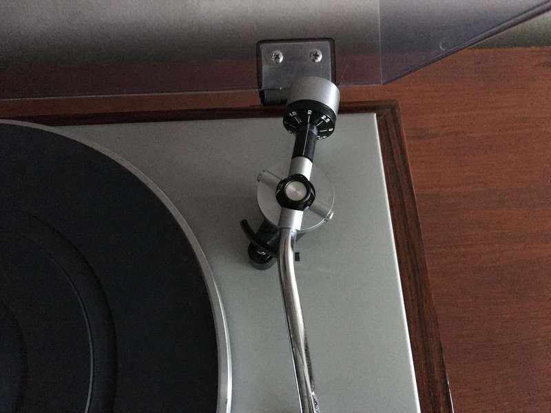 Pioneer ES-2000/M Belt Drive Turntable