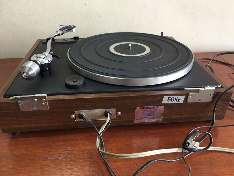 Pioneer PL12e Turntable