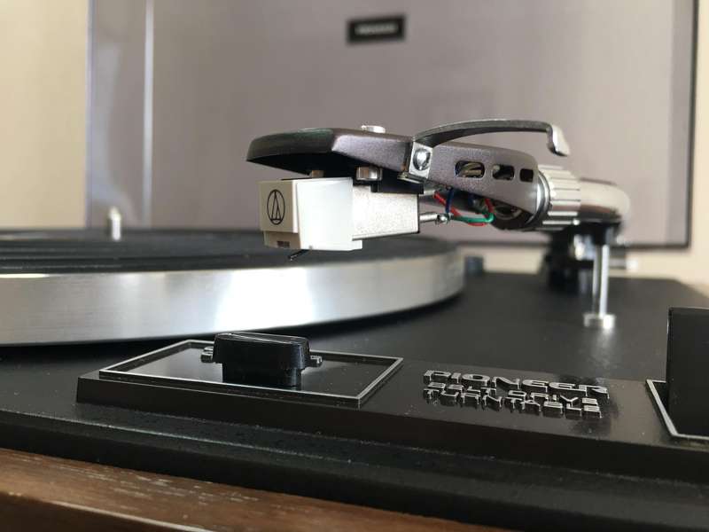 Pioneer PL12e Turntable