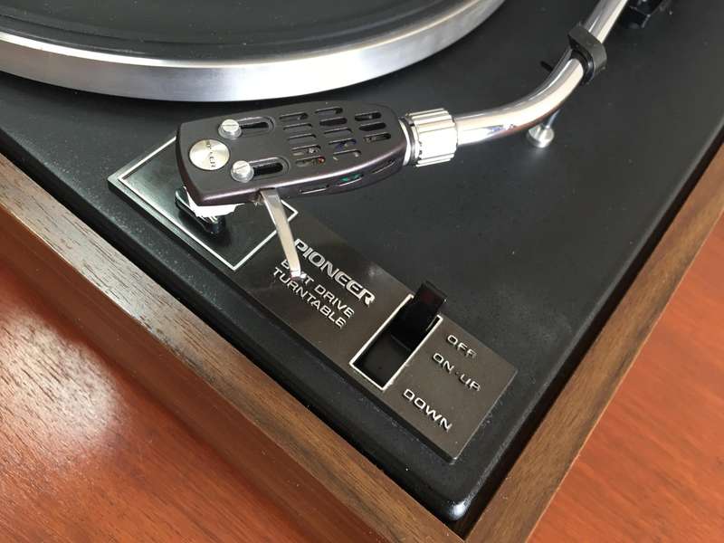 Pioneer PL12e Turntable