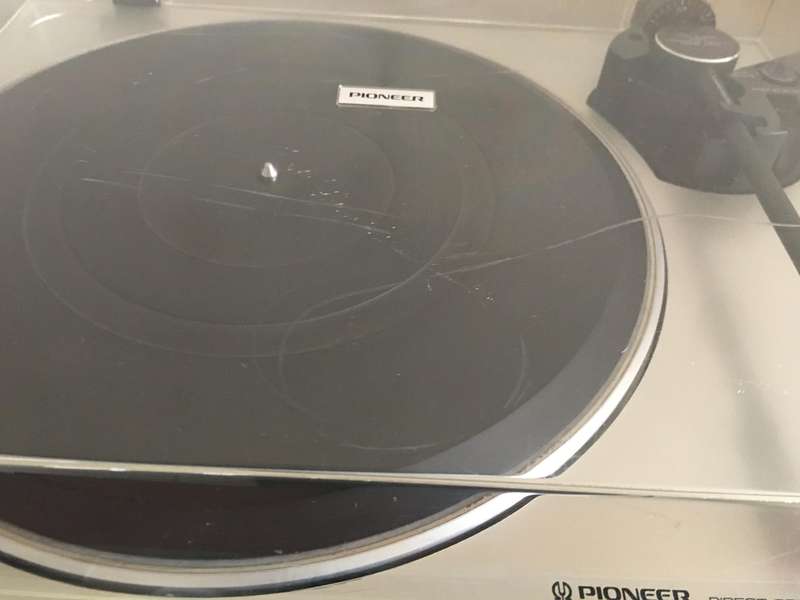 Pioneer PL420 Turntable