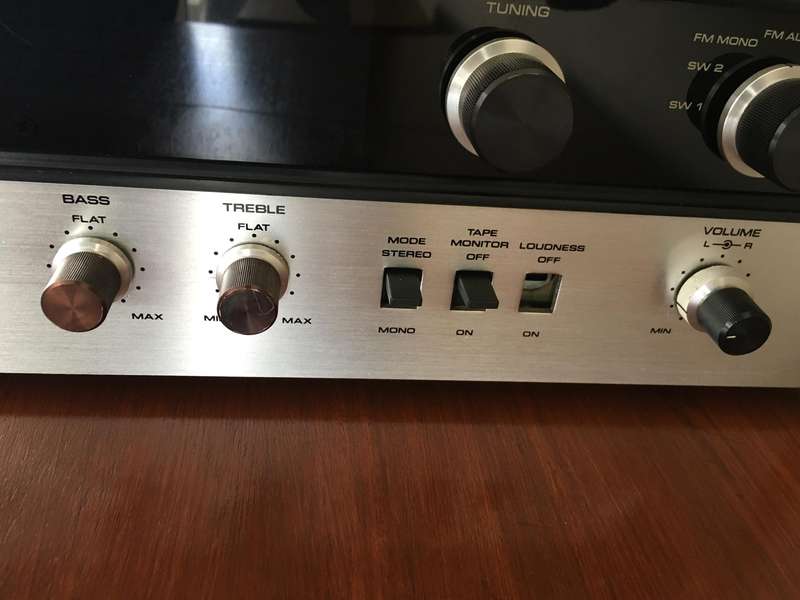Pioneer KX-404 Amplifier with speakers