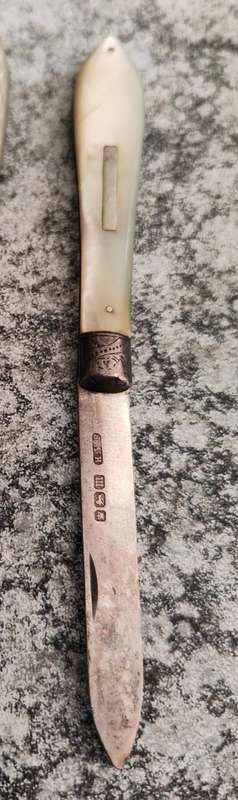 Sterling silver pocket knife with mother of pearl grips Sheffield 1887