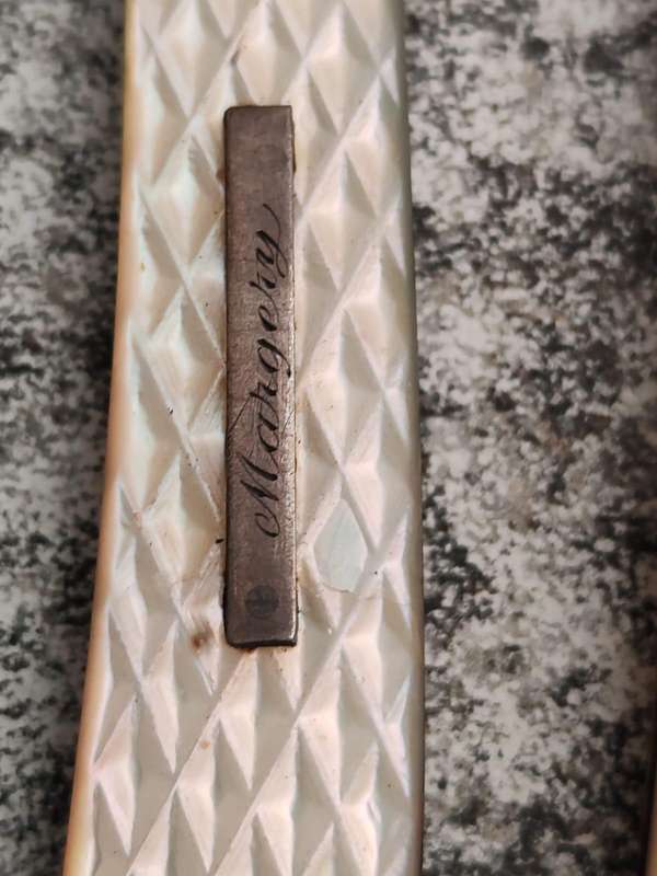 Sterling silver pocket knife with mother of pearl grips Sheffield 1924