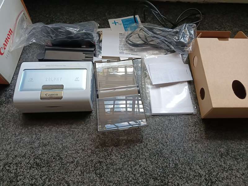 CANON SELPHY CP400 PHOTO PRINTER - (PRE-OWNED & UNUSED)