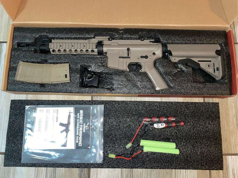 TIPPMANN Tactical M4 Airsoft kit