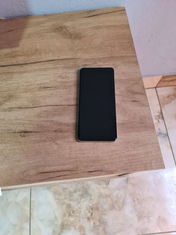 Samsung Galaxy S20 Plus 128GB Pre Owned