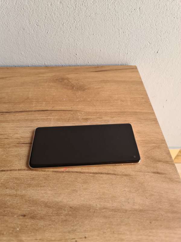 Samsung Galaxy S10 128GB Pre-owned