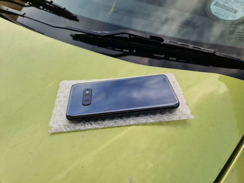 Samsung Galaxy S10e 128GB Pre-owned