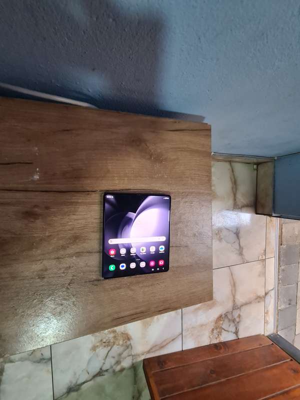 Samsung Galaxy Z Fold 5 512GB Pre owned