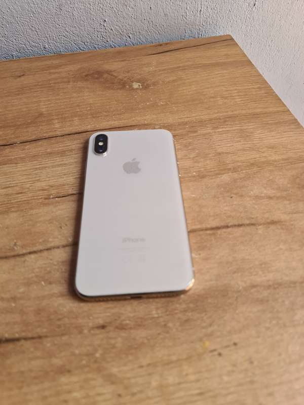 Apple iPhone X 256GB Pre owned