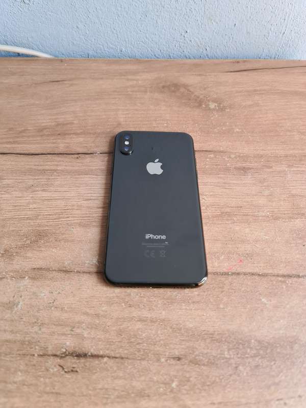 Apple iPhone X 256GB Pre owned
