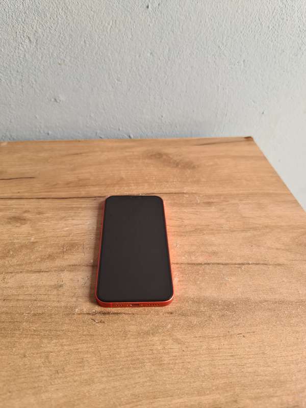 Apple iPhone 12 128GB Pre-owned