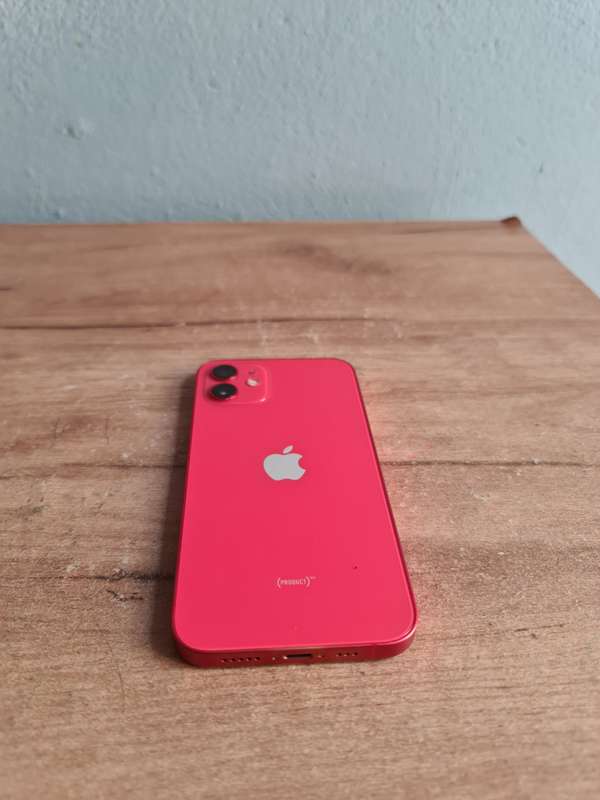 Apple iPhone 12 128GB Pre-owned