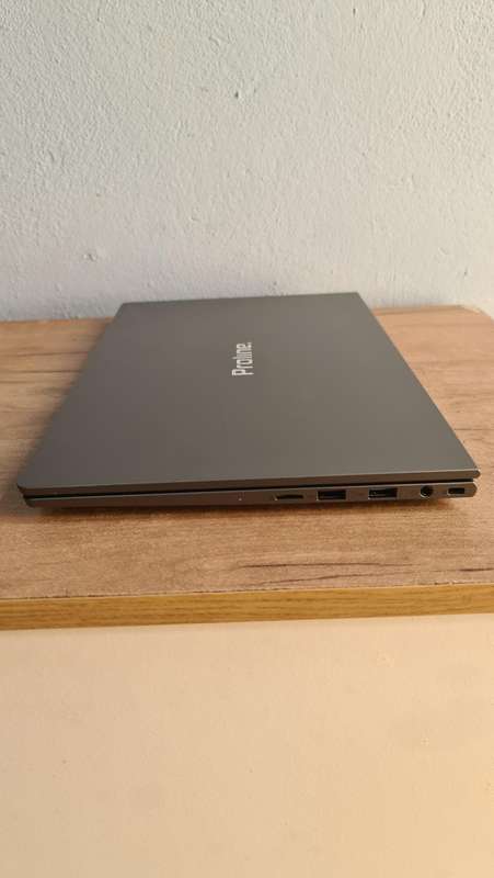 Proline 14 Intel® Core® i5 1035G1 16GB RAM and 512GB SSD Pre-owned