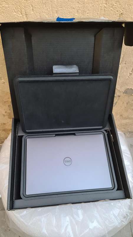 Dell XPS 13 Plus 9320 13.4-inch FHD+ Core i7-1260P 16GB RAM 512 SSD Pre-owned