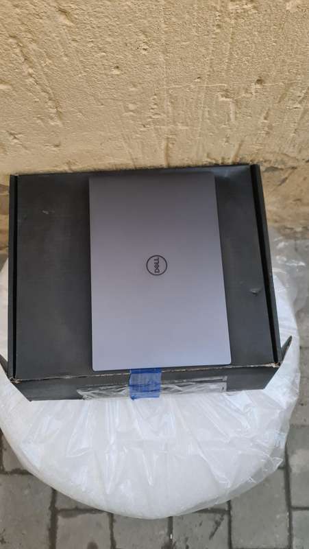 Dell XPS 13 Plus 9320 13.4-inch FHD+ Core i7-1260P 16GB RAM 512 SSD Pre-owned
